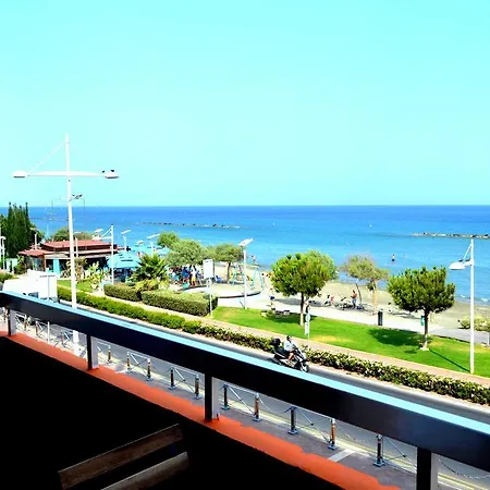 Happy * Limassol